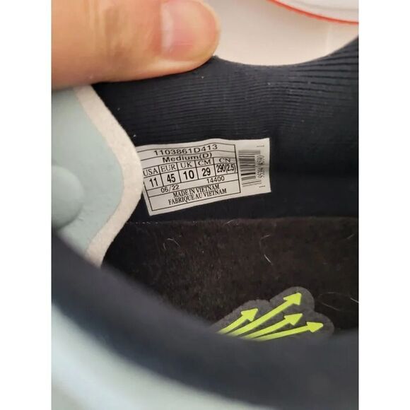 Size 11 - Brooks Launch 9 Blue Surf Cherry Tomato - Picture 4 of 12